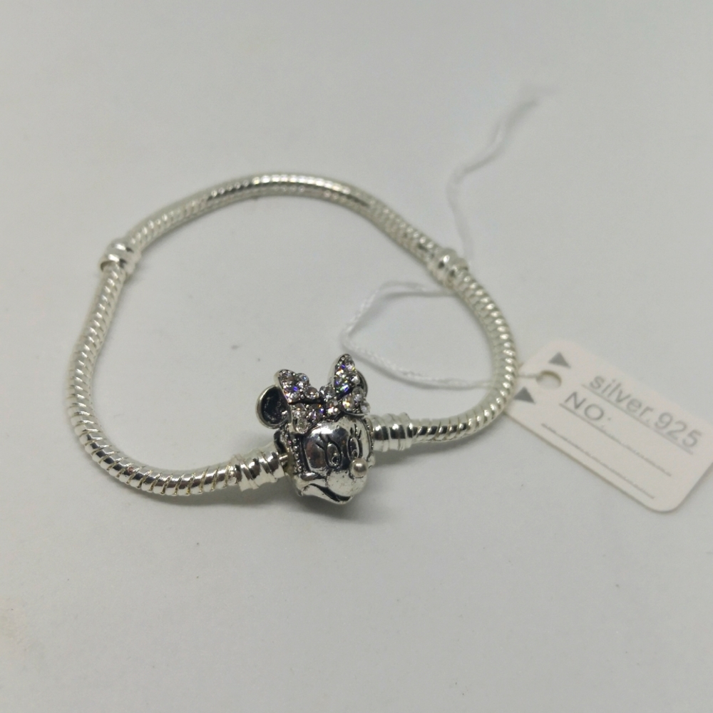 New Bracelet.6"-sz mini mouse 🐁 Gift 💕🎁